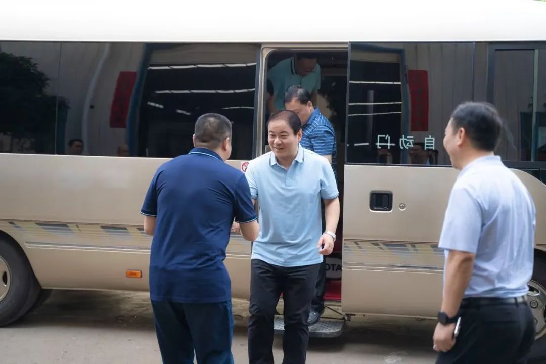 衡陽市委副書記、市長朱健一行赴朝陽集團(tuán)進(jìn)行考察